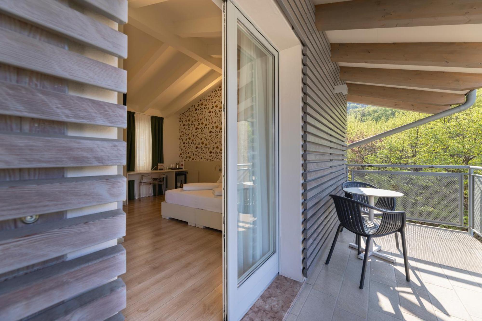 SeeLE Garda Hotel Torbole Sul Garda Exterior foto